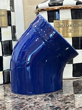 Emile Henry Salt Pig 💙